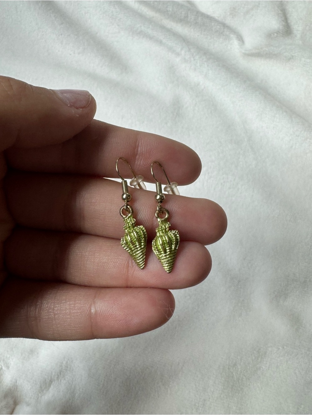 Vintage Lime Green Shell Drop Earrings